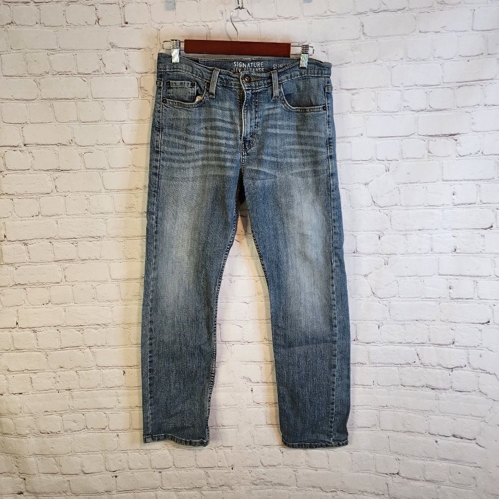 Men's Signature by Levi Strauss straight jeans, size 29 X 30